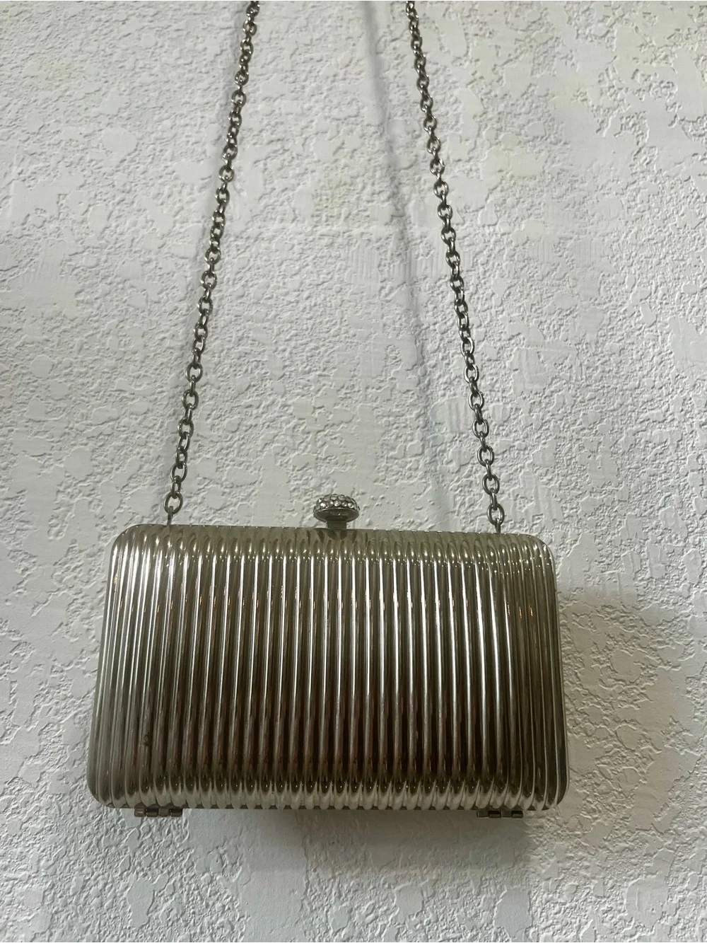 HUSER Silver Steel Hard Case Clutch Evening Bag Ribbed Chain Strap Crystal Clasp